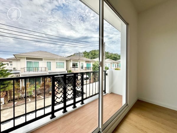 Main image of Passorn Kathu Village  - HSKT1417