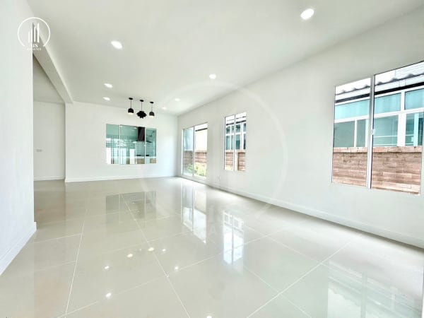 Main image of Passorn Kathu Village  - HSKT1417