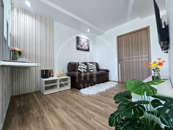 Image of The Royal Place Condominium - CRMP3209