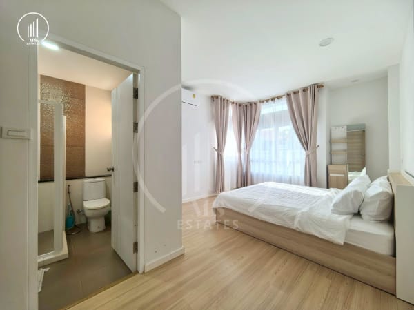 Image of Phuket Chaofa Villa 2  - HRWC2744