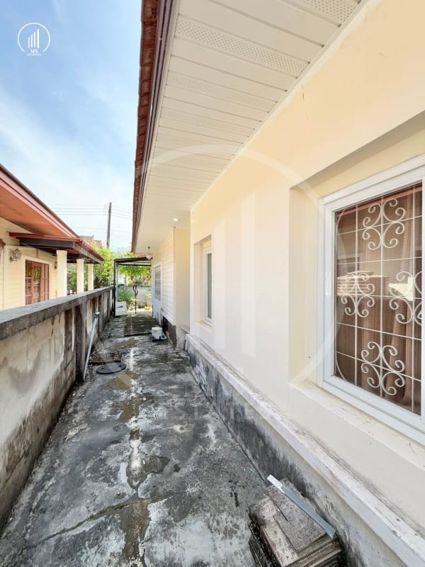 Main image of Charoensuk - HSKK2080