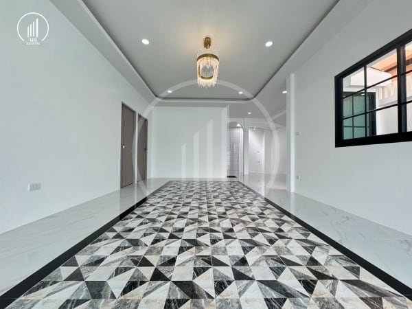 Main image of Thinawut Village - HSCL2718