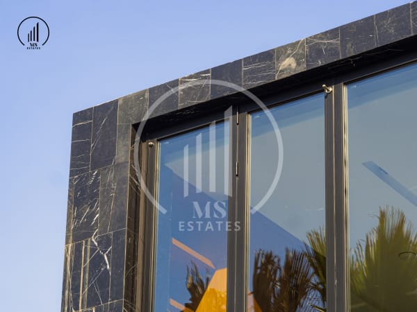 Main image of The Victory - VSTL1328