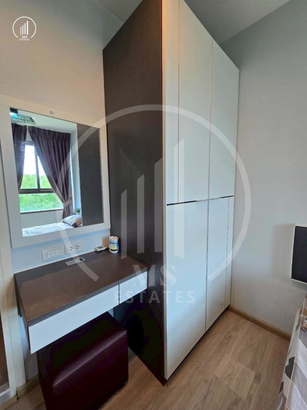 Main image of  Zcape 3 - CRMP2723