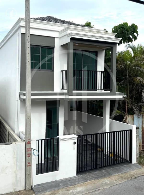 Image of A modern semi-detached house in Soi Klum Yang, Chalong - HSCL2715
