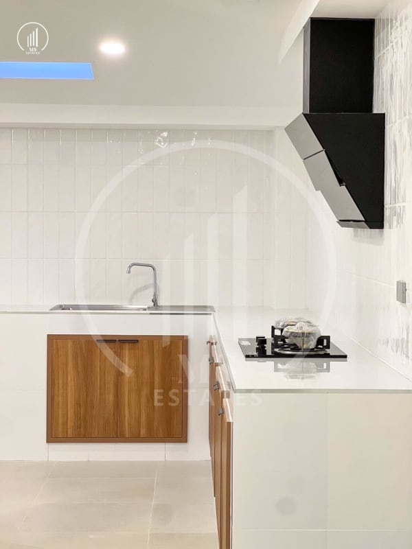 Main image of Suan Naremit 5  - HSTL2066