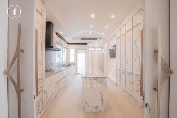 Main image of Luxury Pool Villa for Rent - VRRW2213