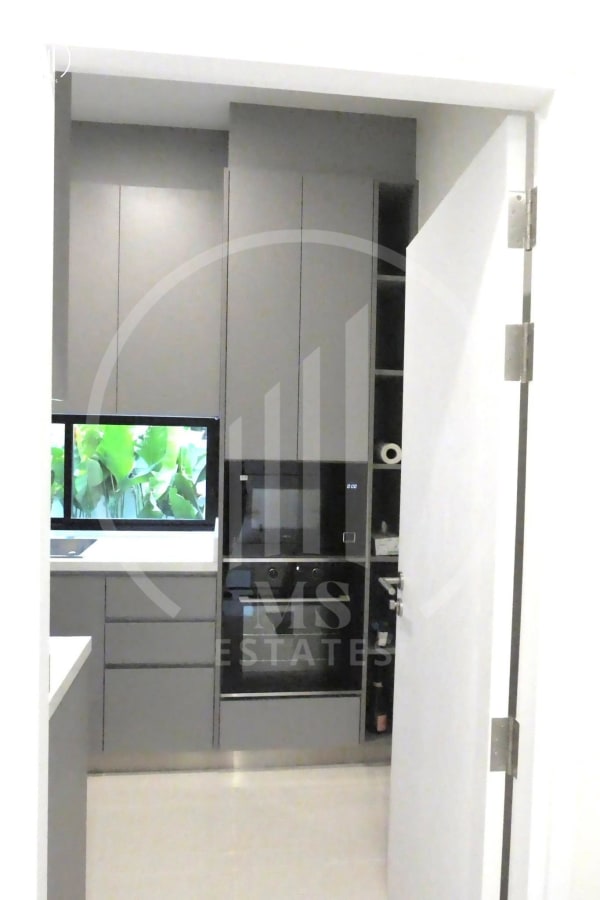 Image of Crown Estate - HRKK3122