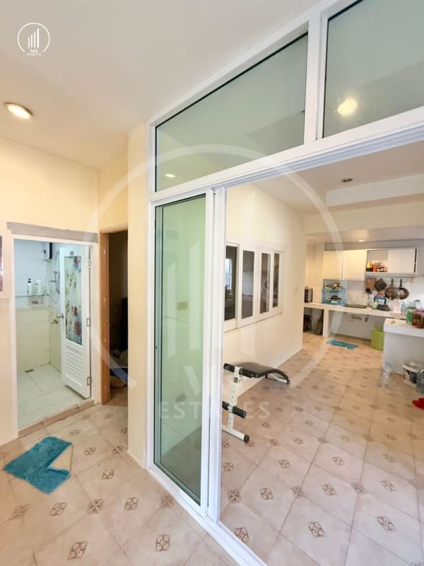 Main image of Charoensuk - HSKK2080