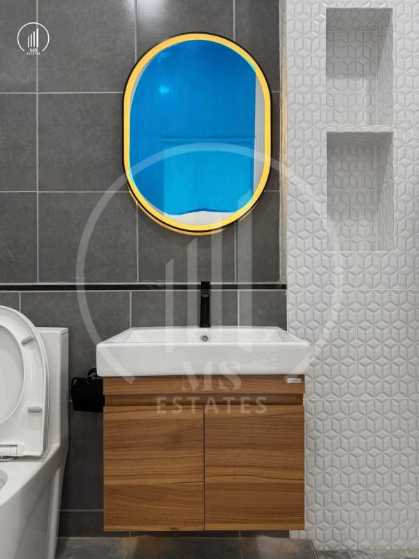 Image of Maneekram , Chalong - HSCL3131