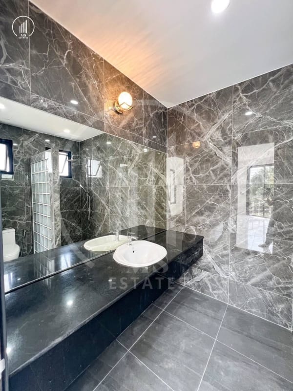 Main image of Anupas Golf Ville - HSKT1978