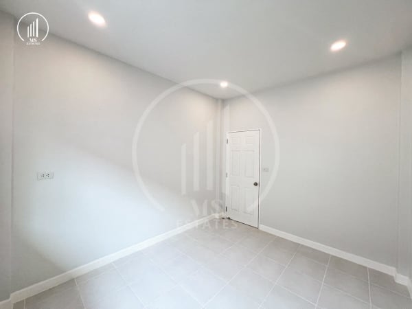 Main image of Chanakarn Village  - HSMP2027