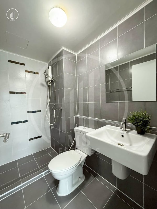 Image of D Condo Mine  - CSKT2590
