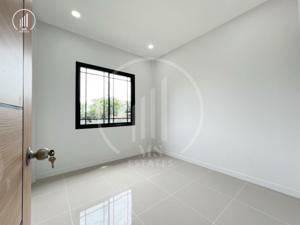 Main image of Minimalist-style house , Soi Pracharuamjai (Bo Rae) - HSWC2447