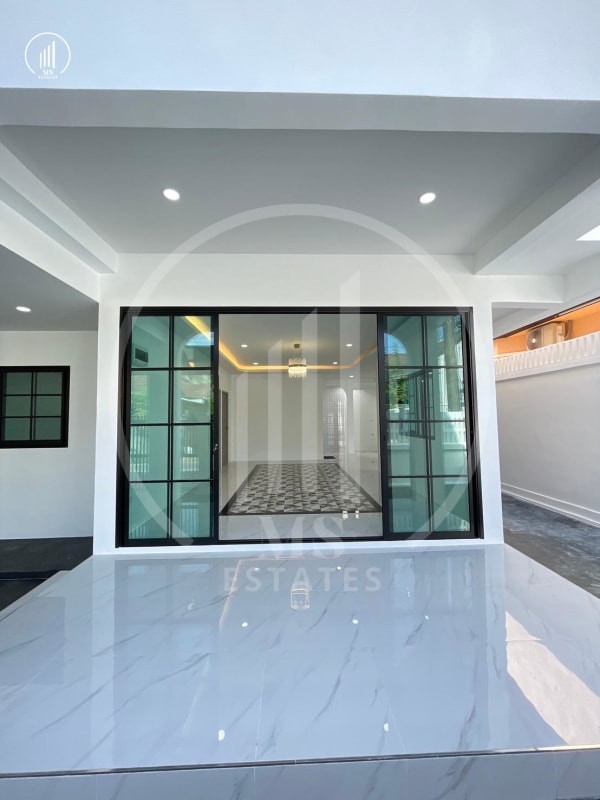 Main image of Thinnawut Village - HSCL2114