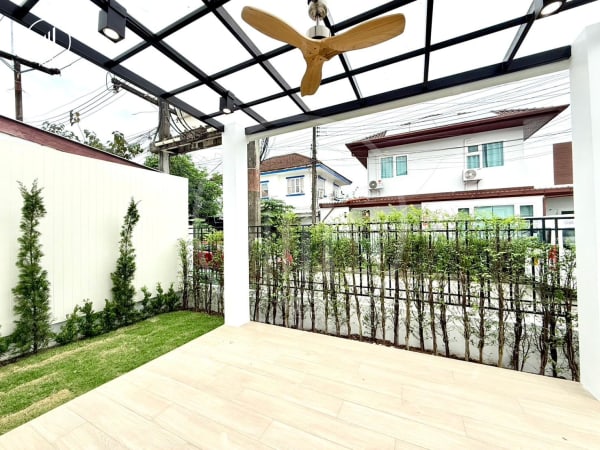 Main image of Land & House, Chalong - HSCL1918