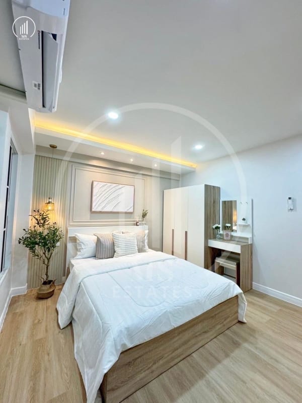 Main image of Fueng Fah Condotel - CSWC2681