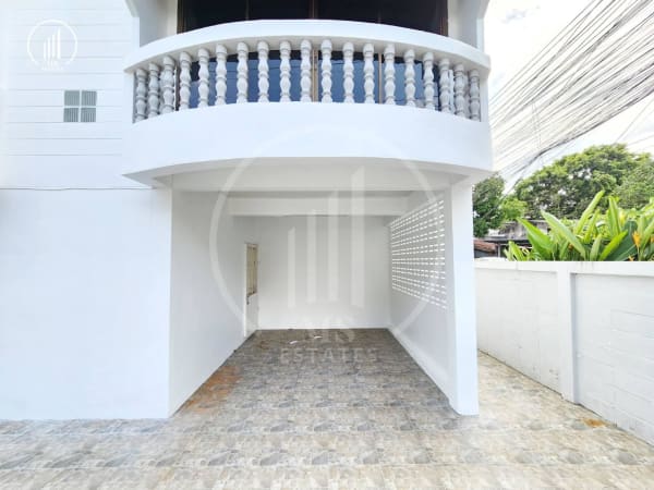 Main image of Beautiful Corner House in Kathu - HSKT1991