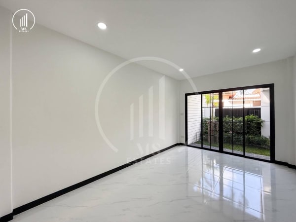 Main image of Maneekram Jomthong Village, Chalong - HSCL2792