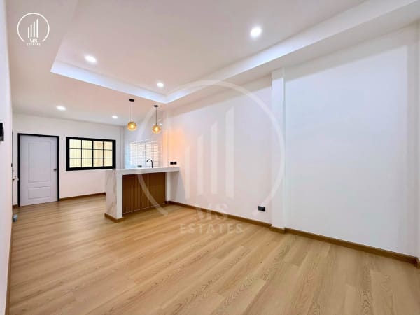 Main image of House for Sale! Soi Thep Anusorn 6, Wichit - HRWC2796