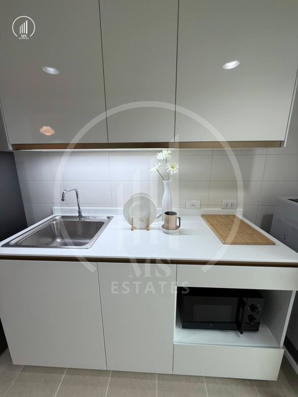 Image of The Royal Place Condominium - HRMP2958