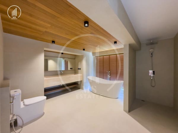 Image of Luxury Lakefront Pool Villa ,  Chalong - VRCL3046