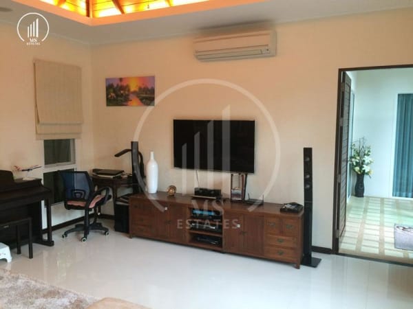 Main image of Villas for rent and sale - VRKK2318
