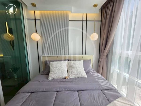 Image of The Light Condominium - CRMP2940