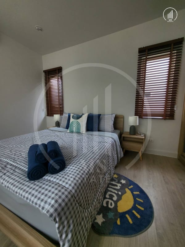 Image of Anasiri Pa Khlok - HRPK1502