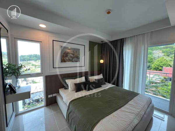 Main image of Royal Place Condominium - CSMP2250