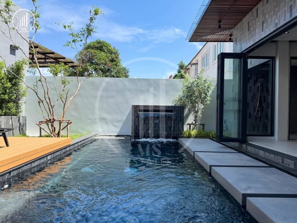 Image of Newly completed pool villa - VRCL2328