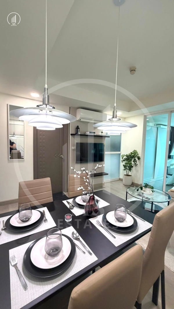 Image of The Royal Place Condominium  - CRMP3236