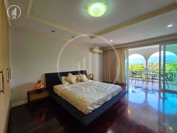 Main image of  Heritage - CRKT1965