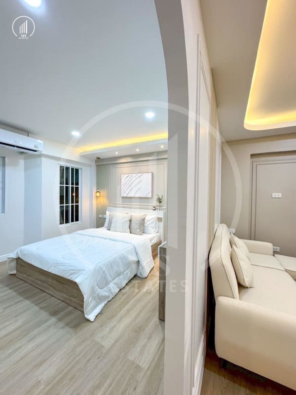 Main image of Fueng Fah Condotel - CSWC2681