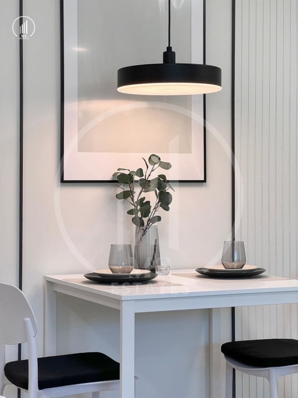 Main image of The Royal Place Condominium - CSKT2159