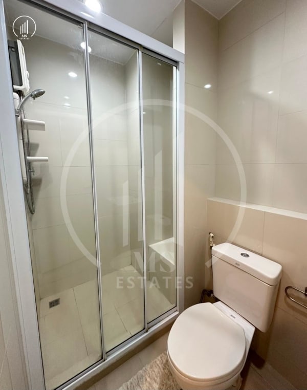 Main image of The Best Uptown condominium - CRMP2205