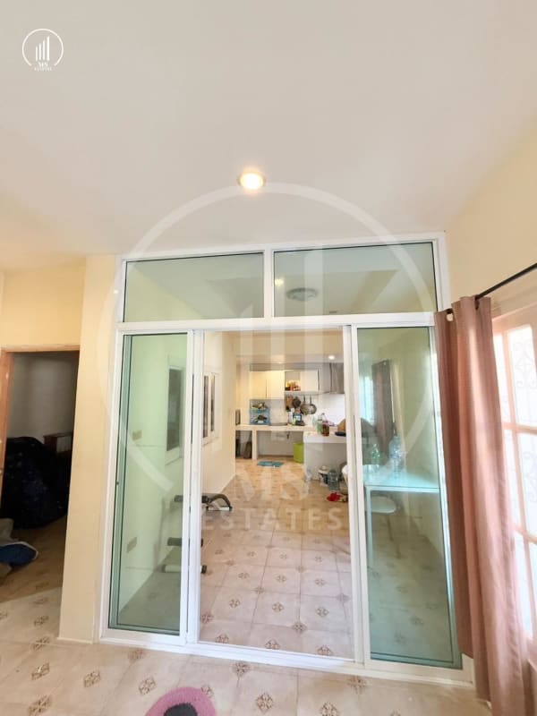 Main image of Charoensuk - HSKK2080