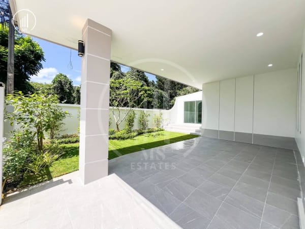 Main image of Suan Naremit 3 - HSPK1948