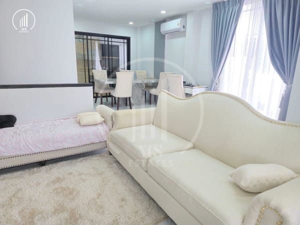 Main image of Two-Story Twin House - HSKK2127