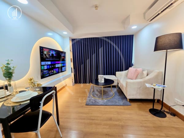 Image of The Royal Place Condominium - CSMP2855