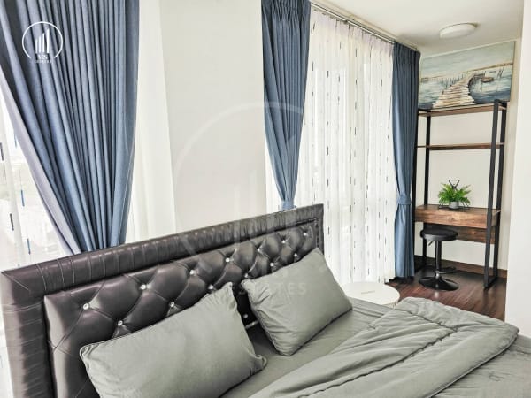 Image of THE WIDE CONDOTEL - CRMP1732