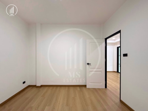 Main image of House for Sale! Soi Thep Anusorn 6, Wichit - HRWC2796