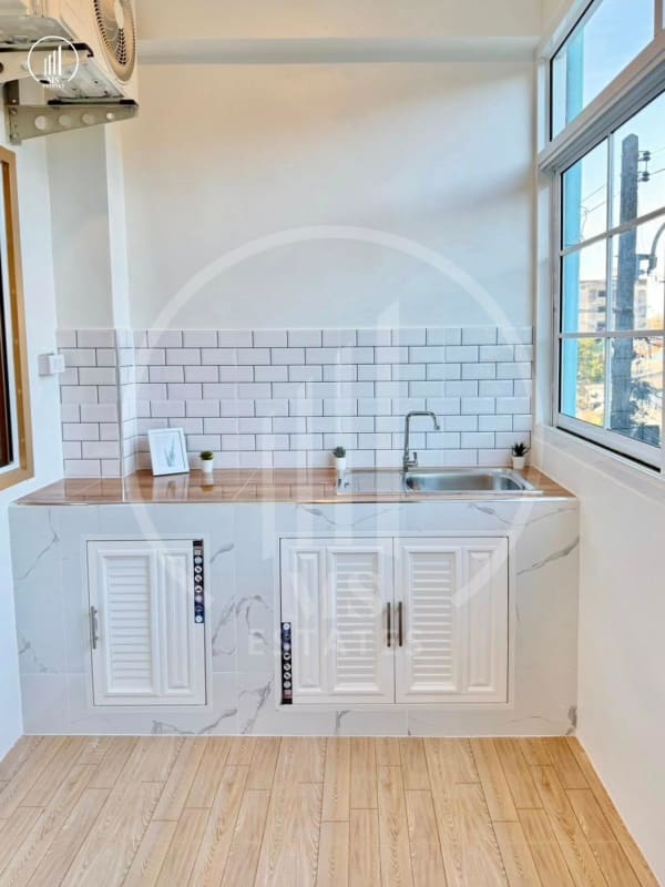 Image of Keha Koh Sirey  - CRMP3040