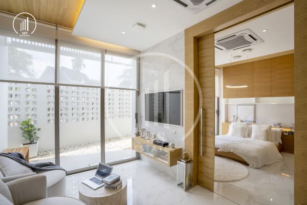 Main image of The Residence Prime - VSLG1326