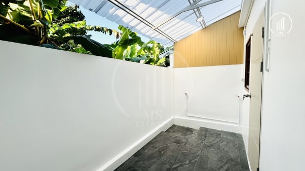 Main image of White House in Than Thong 1 - HSMP1421