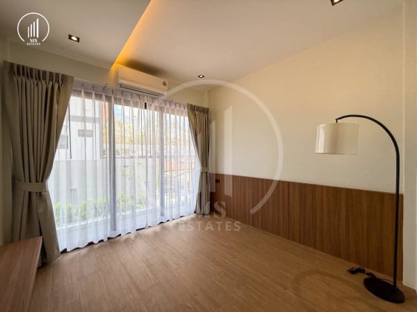 Image of Newly completed pool villa - VRCL2328
