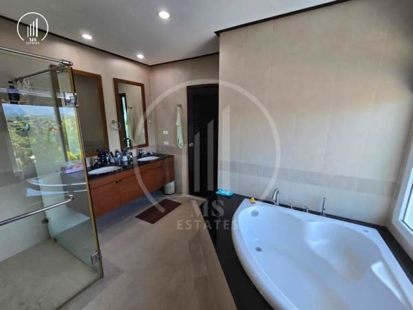 Main image of  Heritage - CRKT1965