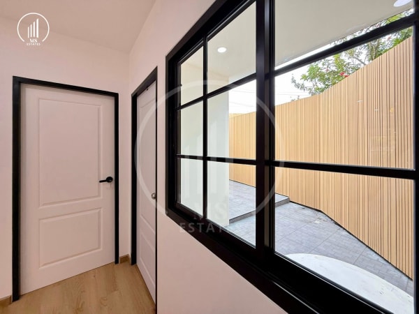 Main image of House for Sale! Soi Thep Anusorn 6, Wichit - HRWC2796