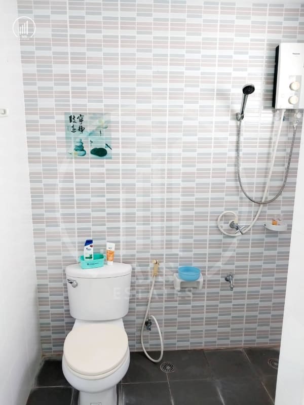 Image of Corner House Behind Thalang Hospital - HSTL3114