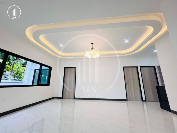 Main image of Si Suchat 3 Village - HSMP1909